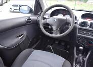Peugeot 206 29
