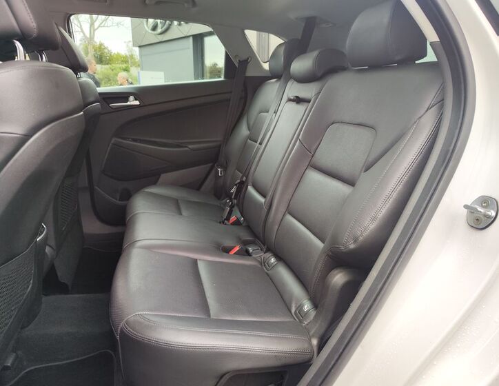 Hyundai Tucson 13