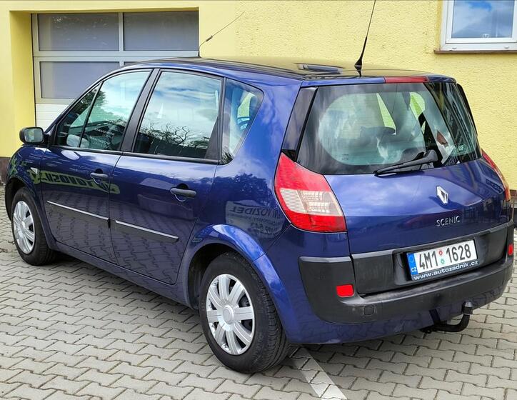 Renault Scénic 8