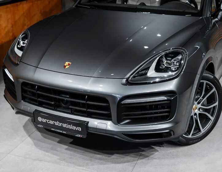 Porsche Cayenne 5