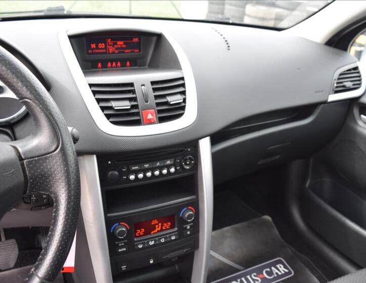 Peugeot 207 33