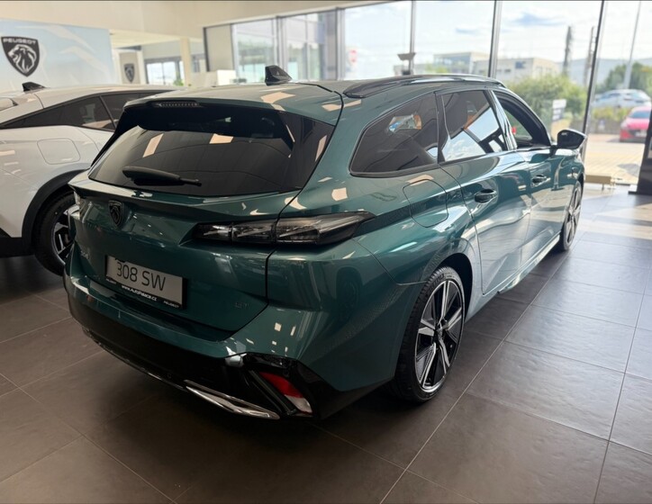 Peugeot 308 4