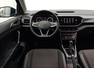 Volkswagen T-Cross 9