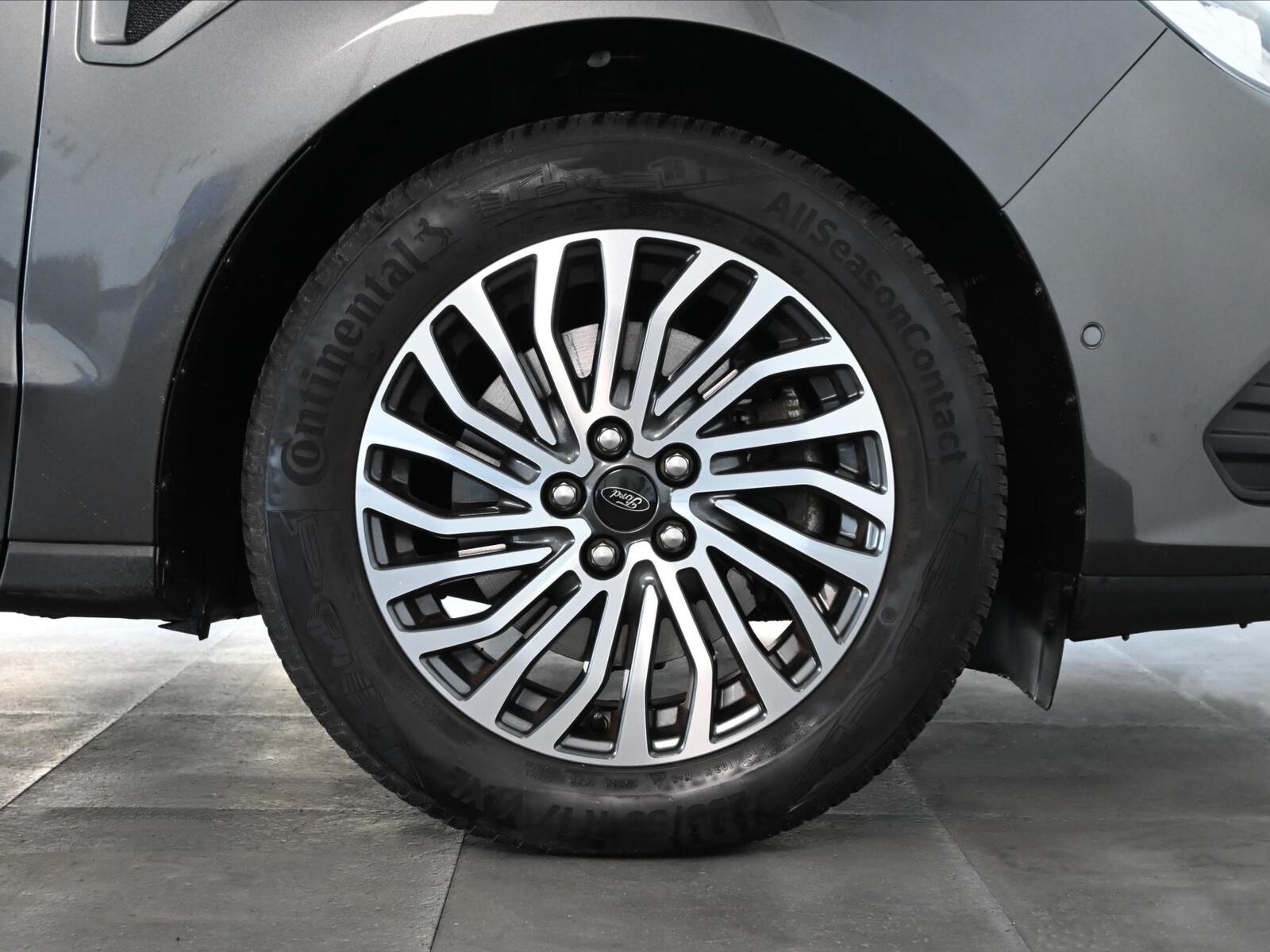 Ford S-MAX 34