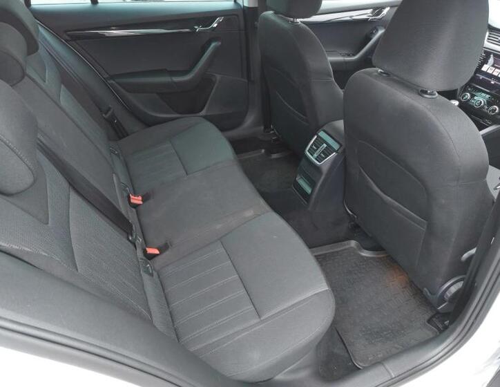 Škoda Octavia 26