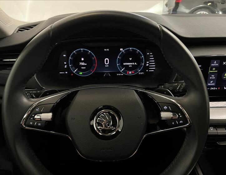 Škoda Octavia 14