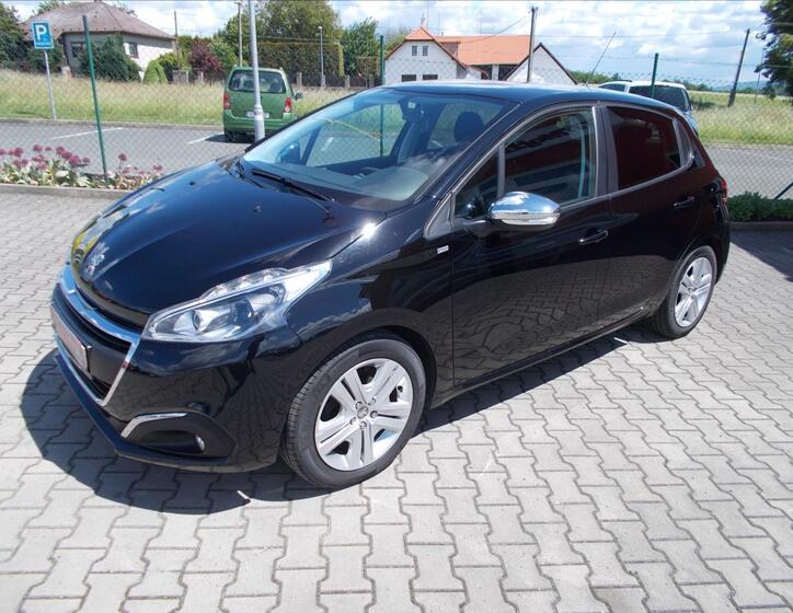 Peugeot 208 4