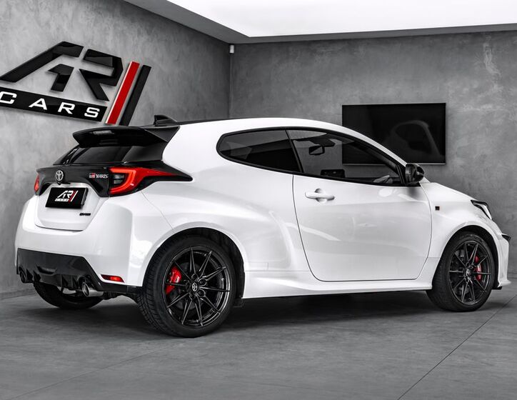 Toyota Yaris 5