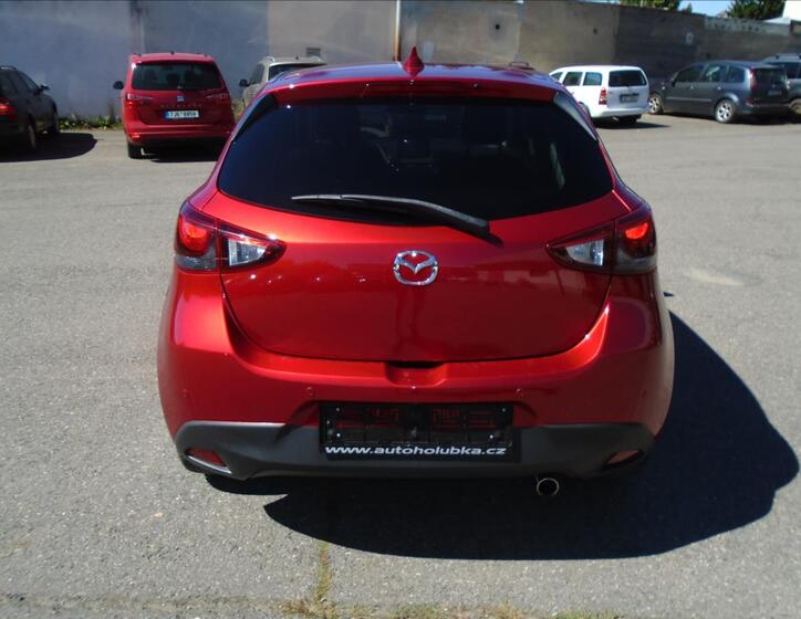 Mazda 2 3