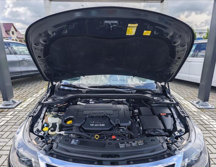 Renault Latitude 19
