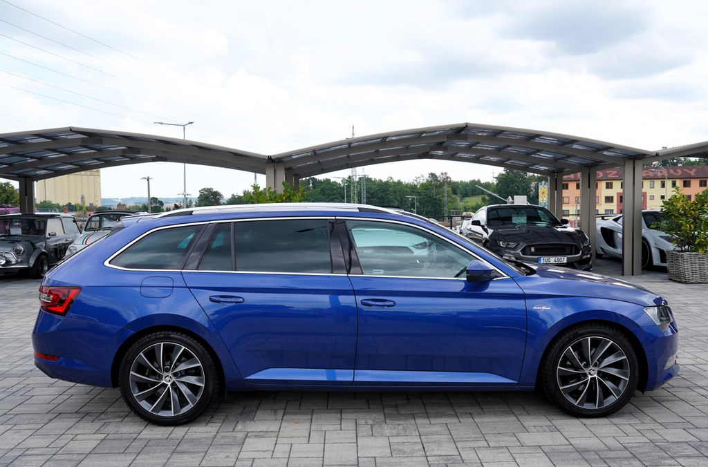 Škoda Superb
