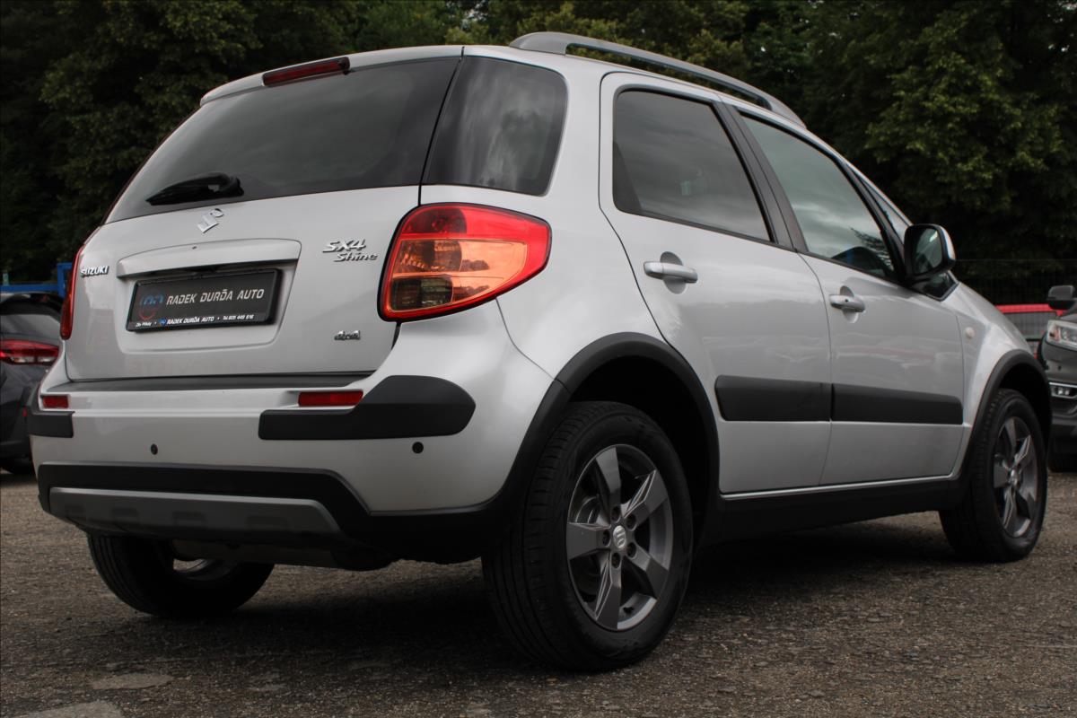 Suzuki SX4