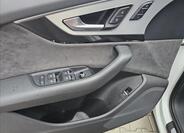 Audi Q7 13