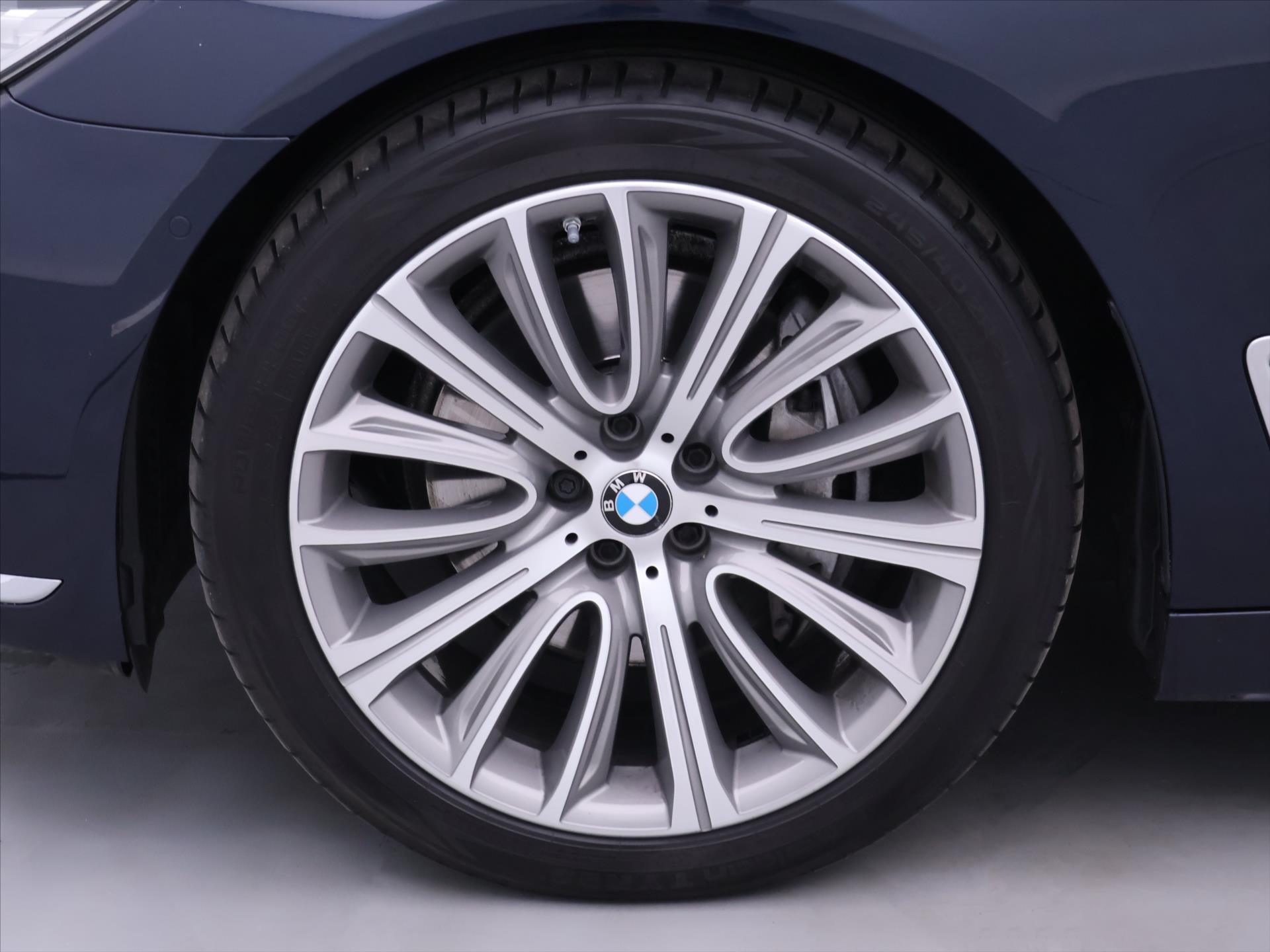 BMW Řada 7