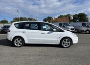 Ford S-MAX 4