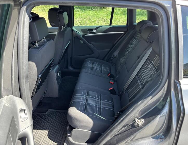 Volkswagen Tiguan 13