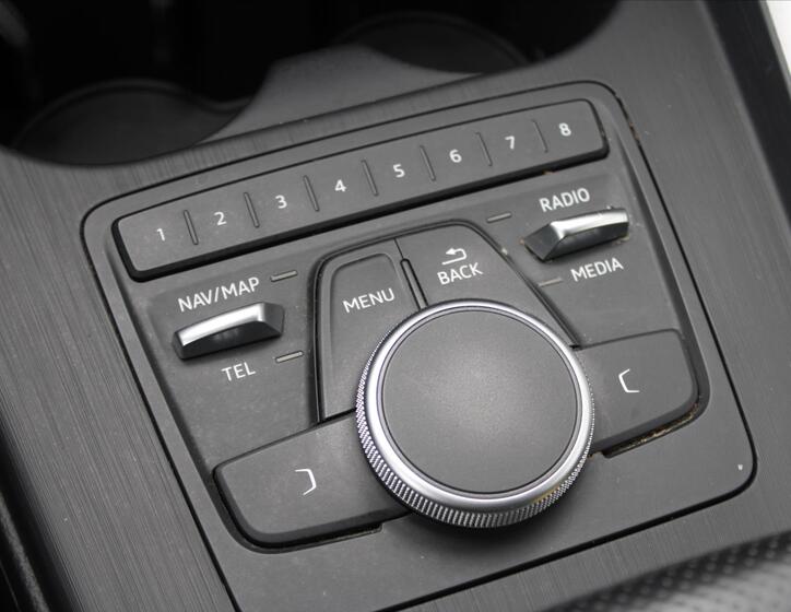 Audi A4 16