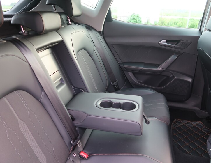 Cupra Formentor 14
