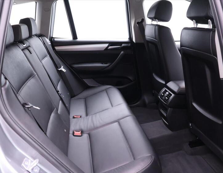 BMW X3 13