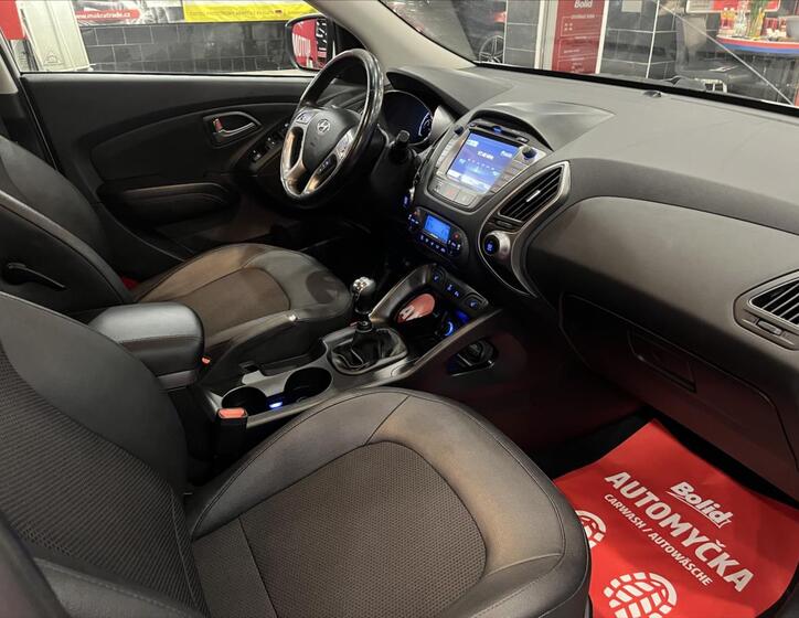 Hyundai ix35 10