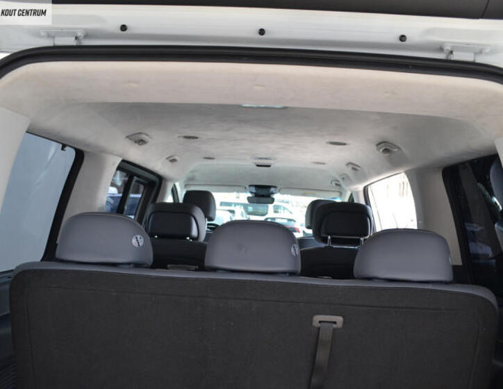 Hyundai Staria 29