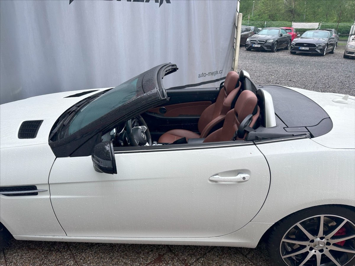 Mercedes-Benz SLC