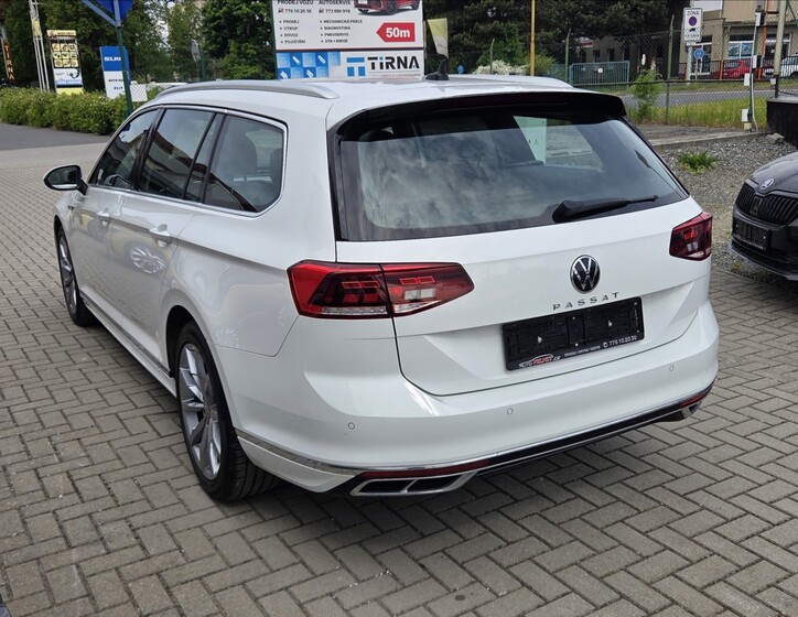 Volkswagen Passat 2