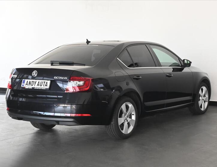 Škoda Octavia 3
