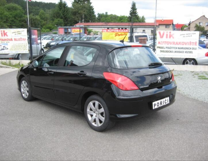 Peugeot 308 5