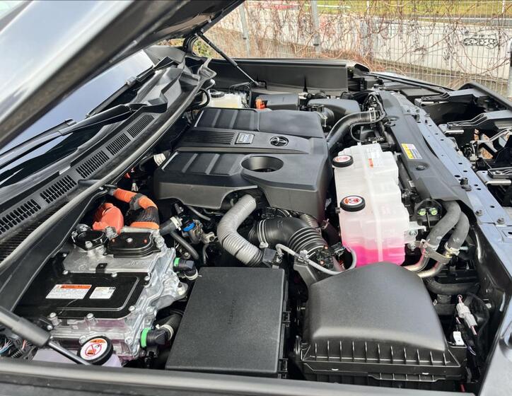 Toyota Sequoia 57