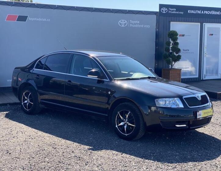 Škoda Superb 1