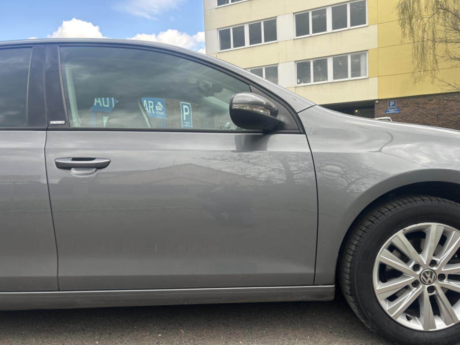 Volkswagen Golf 23