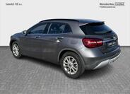 Mercedes-Benz GLA 3