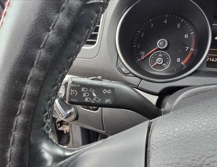 Volkswagen Golf 20
