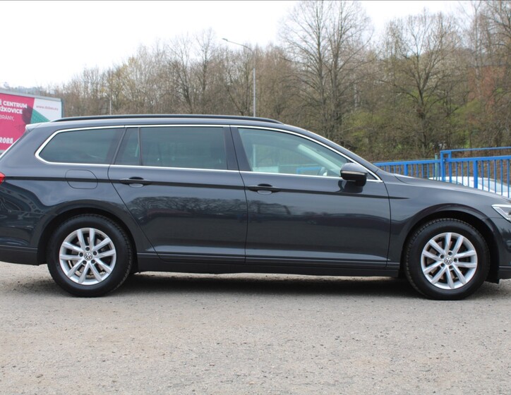 Volkswagen Passat 4