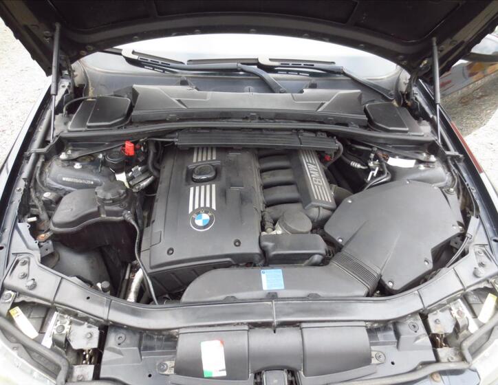 BMW Řada 3 30