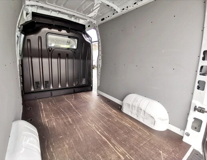 Renault Master 19