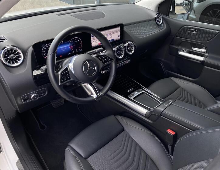 Mercedes-Benz Třídy B 9