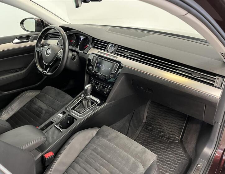 Volkswagen Passat 23