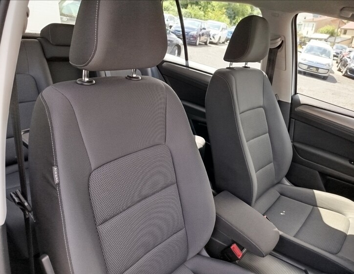 Volkswagen Golf Sportsvan 31