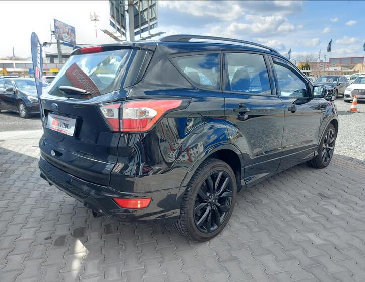 Ford Kuga 8