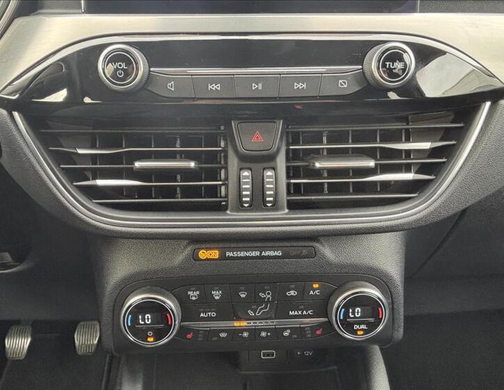 Ford Kuga 27