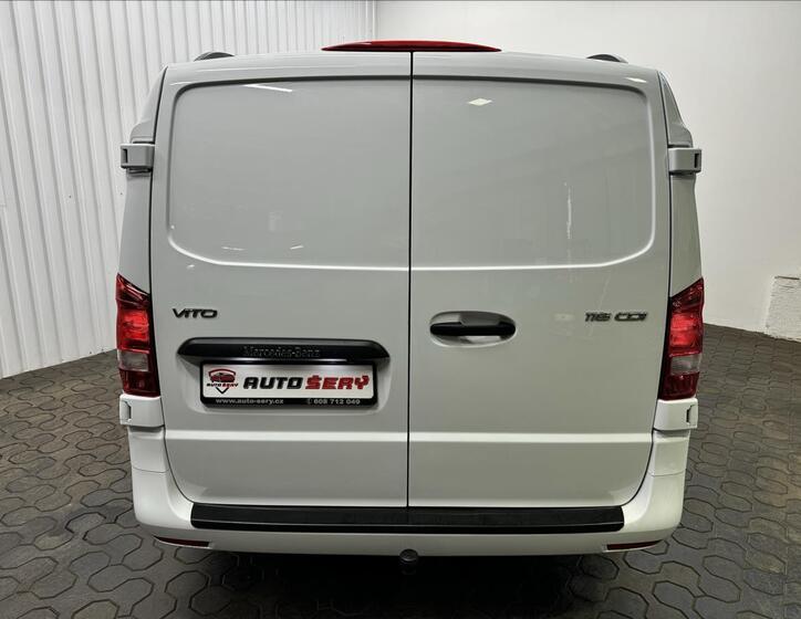 Mercedes-Benz Vito 7
