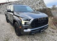 Toyota Sequoia 1