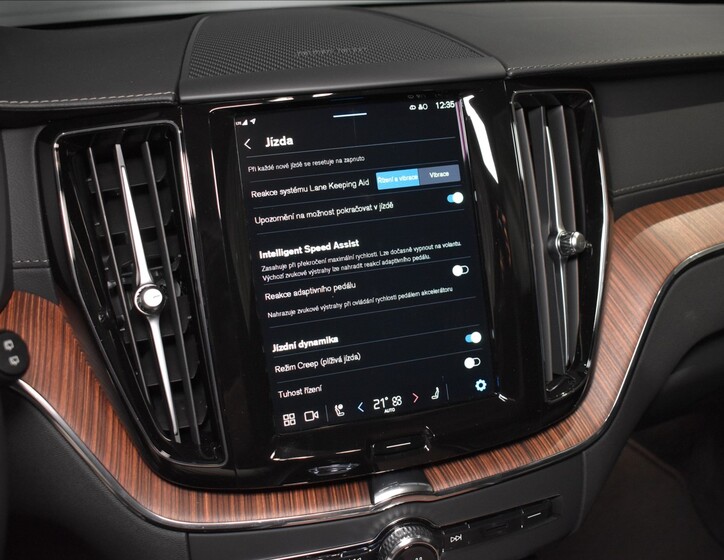 Volvo XC60 32
