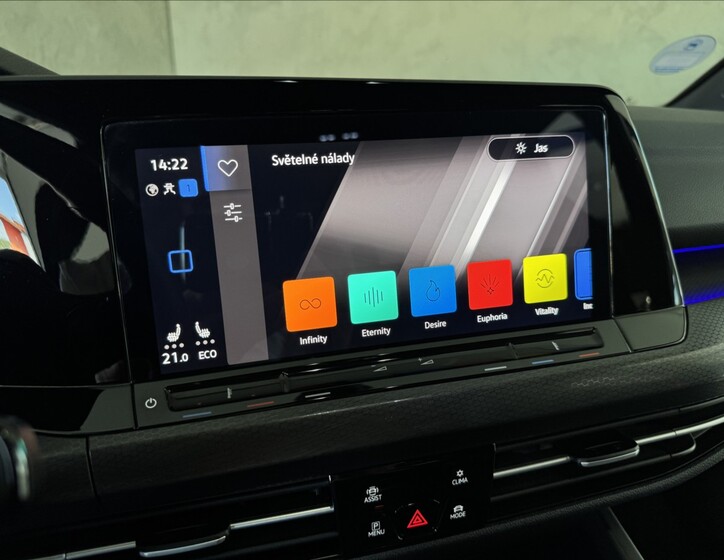 Volkswagen Golf 34