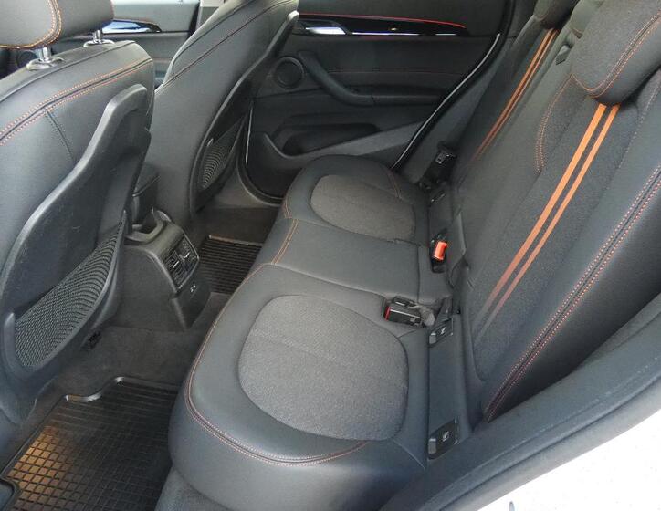 BMW X1 19