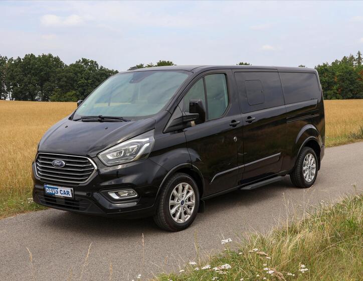 Ford Tourneo Custom 3