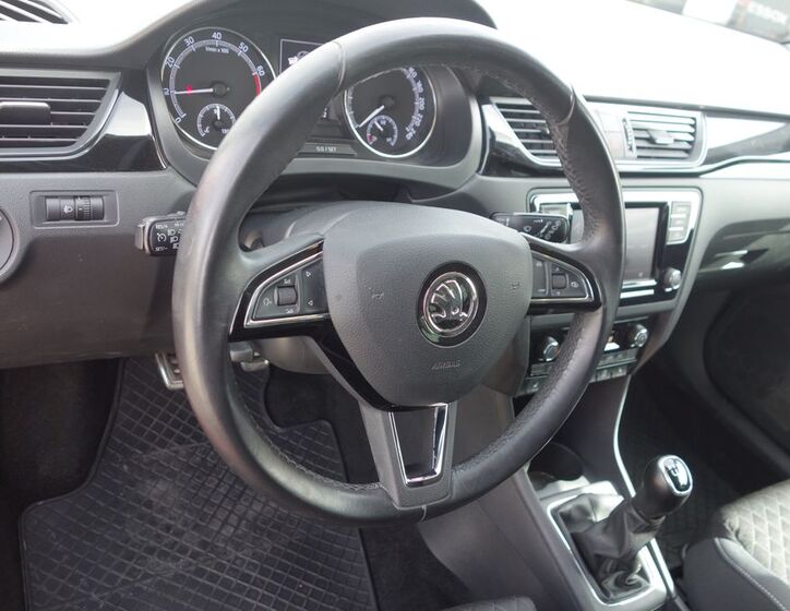 Škoda Rapid 16