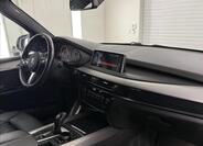 BMW X5 8